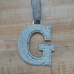G Pendent Sliver