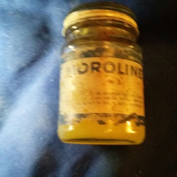 Vintage moroline white petroleum jelly