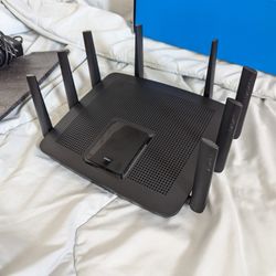 Linksys AC5400 Router - FAST WiFi!!