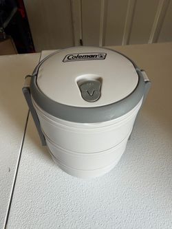 Like New Coleman Stackable Food Container    See Description