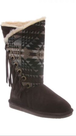 Bearpaw boots-size 10