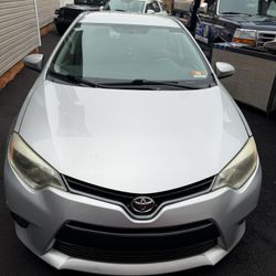 Toyota Corolla 2015