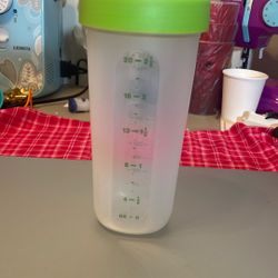 Tupperware Shake And Mix