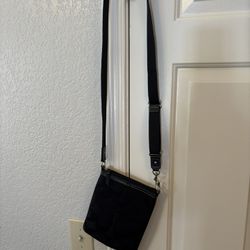 Authentic Coach Cross Body Purse, Used Like New