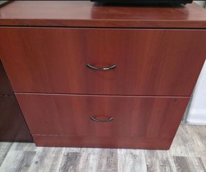 4 Cabinet / Dressers