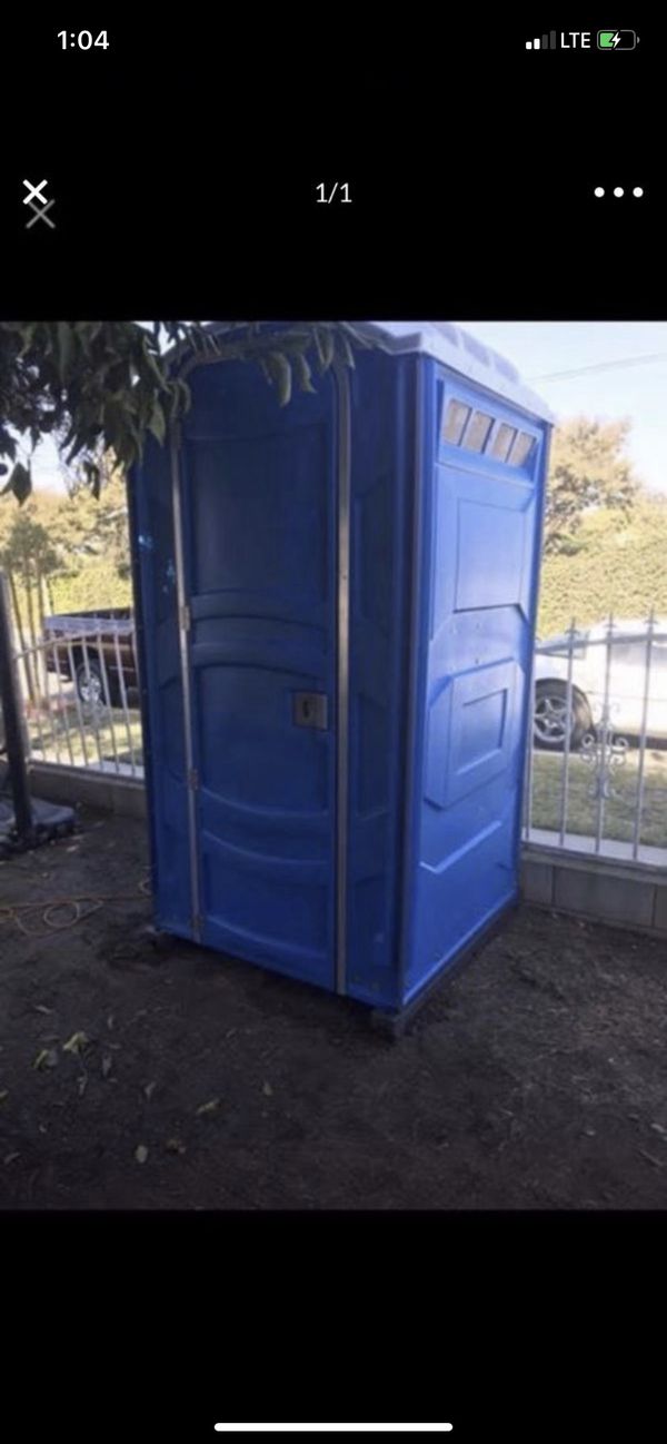 porta potty for Sale in Artesia, CA OfferUp
