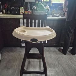 Solid Wood High Chair (Carters)