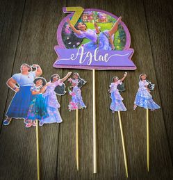 Custom Cake Toppers - Encanto