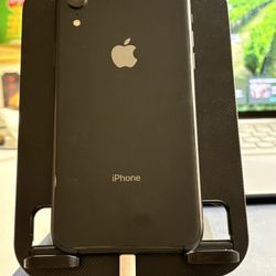 Unlocked iPhone XR 128 GB