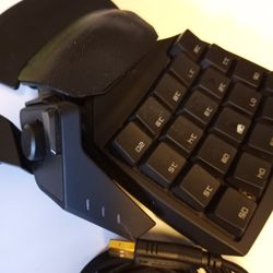 Razer Orbweaver Chroma Gaming Keypad