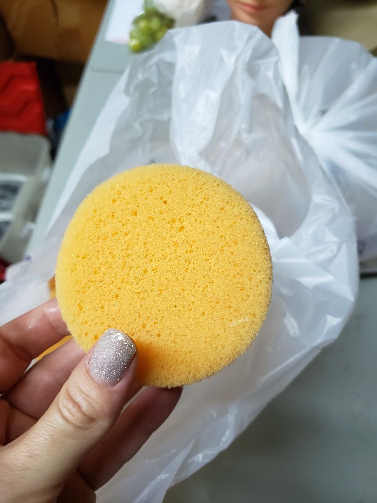 12 round sponge for makeup or painting new
