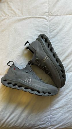 Loewe x On CloudTecPhase