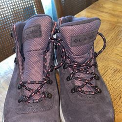 Female Columbia Boots