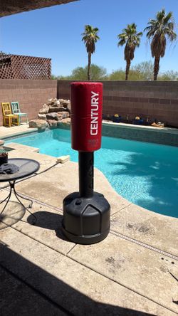 Century wave master freestanding punching bag