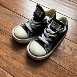 Converse All Star Kids Shoes Size 9