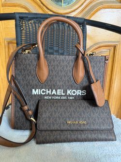 Micheal Kors Purse