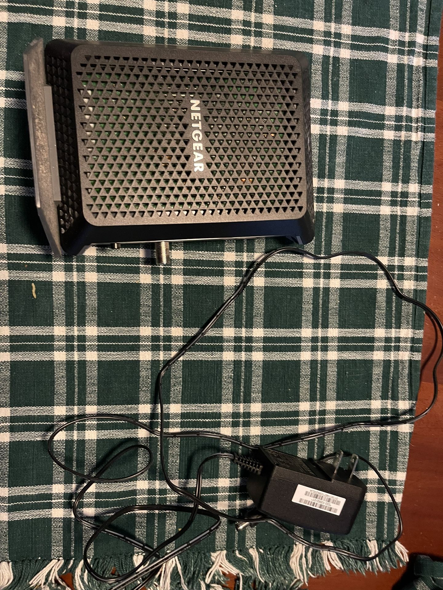 Net gear Modem CM700