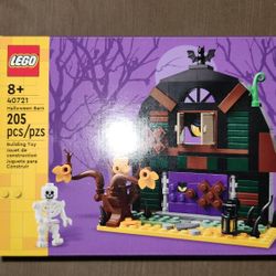 Lego Halloween Haunted Barn