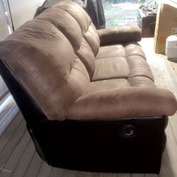 Like New, Clean Couch 🛋️ 