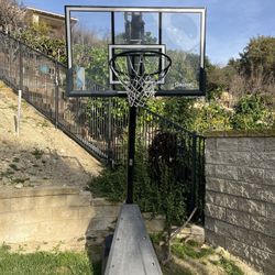 Spalding Basketball Hoop Outdoor