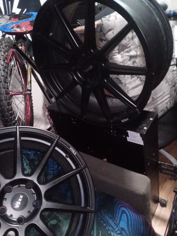 20 Inch Voxx Brand New