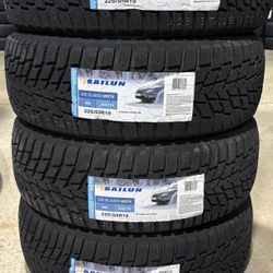 (4) - 225/55/19 Sailun Ice Blazer WSTX Snow Tires 