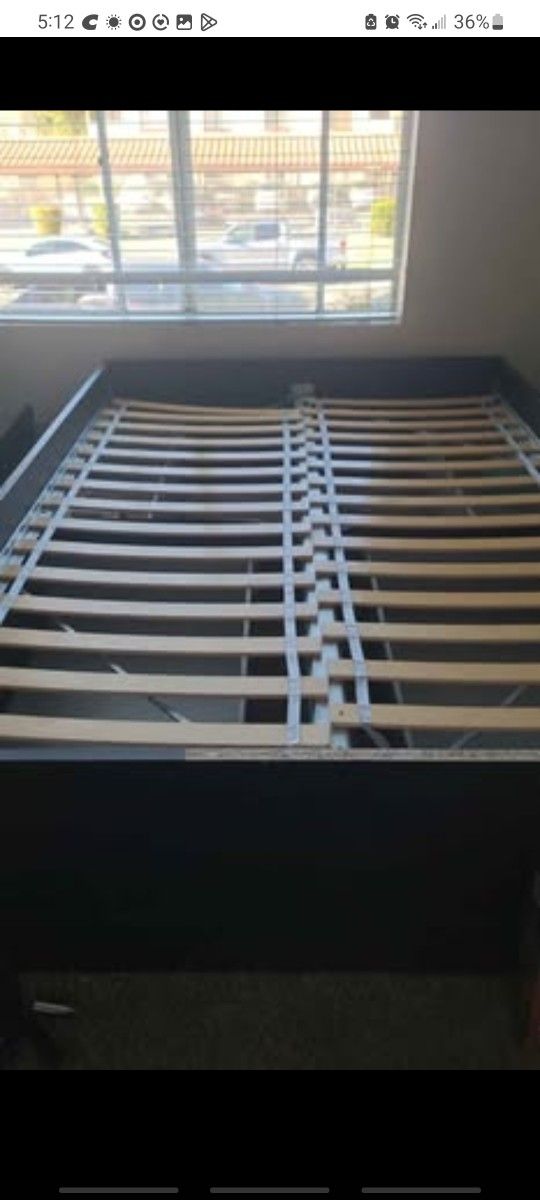 Full Bed With Matress