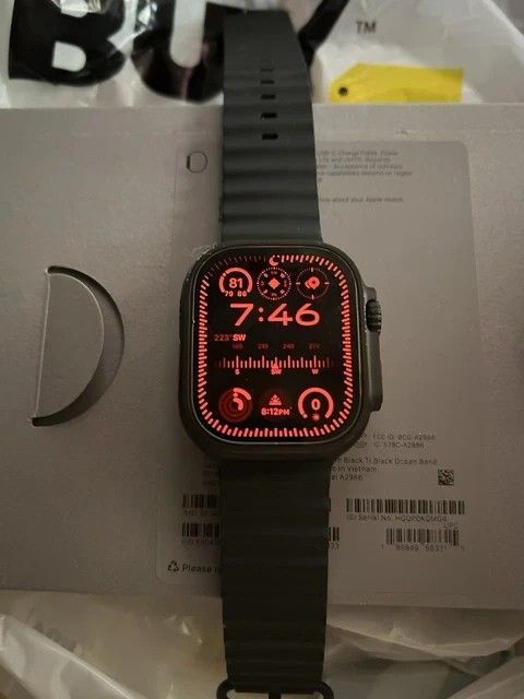 Apple Watch Ultra 2 49mm Black Titanium