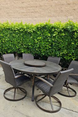 7pc Patio Set/Aluminium Table And 6 Wicker Swivel Chairs /Outdoor Dining Furniture Set/Cash Only