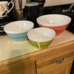 Set Of 3 Mixing Bowls. Vintage Charm Inspired By Pyrex Memory Lane. Nesting Bowls 