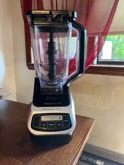 Ninja professional 1100w blender