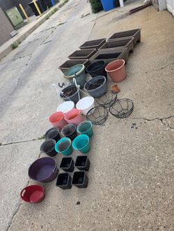 Flowers pots 1=$1