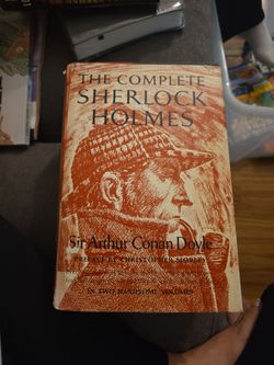 The complete Sherlock https://offerup.com/redirect/?o=SG9sbWVzLmJvb2s=