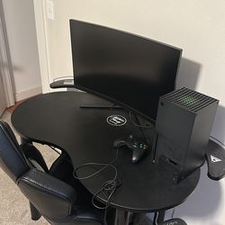 Gaming desk