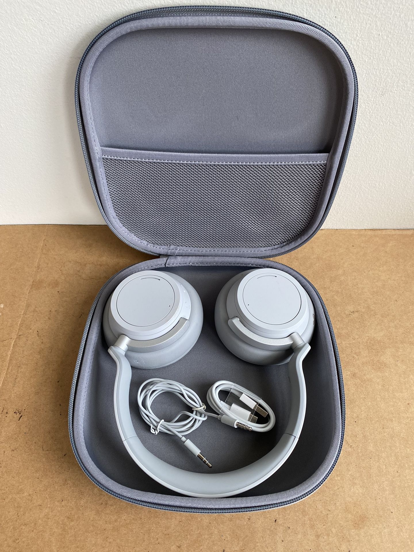 Microsoft Surface Wireless Headphones