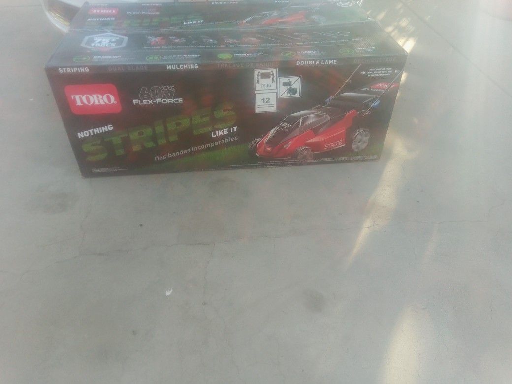 TORO LAWNMOWER 60V BATTERY USE