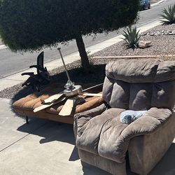 Free recliner and sofa