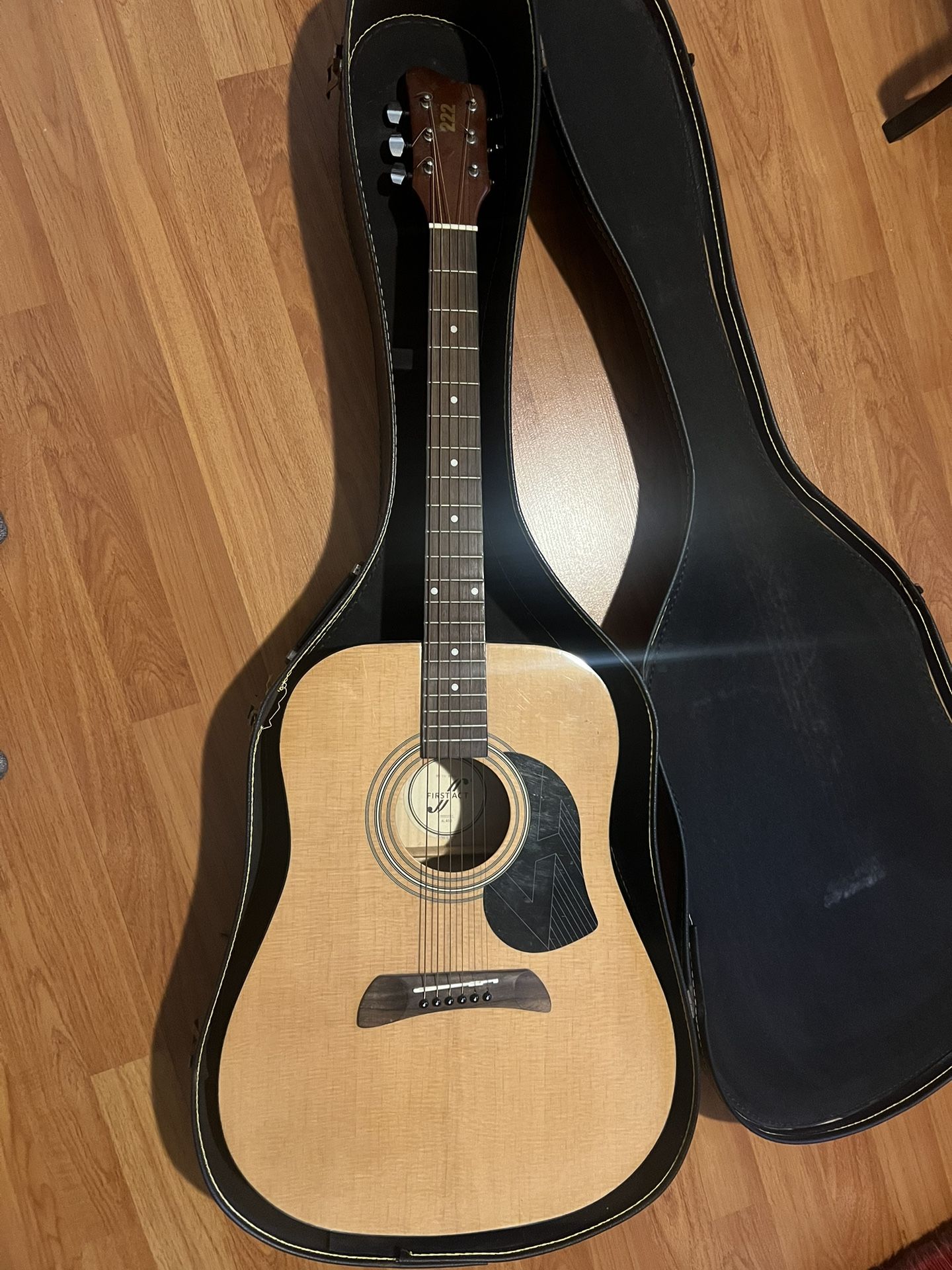 Guitar 