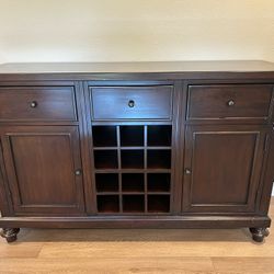 Solid Wood Sideboard/Buffet