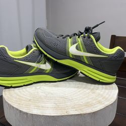 Nike Air Zoom Pegasus 29 Grey Volt Women's 10.5 Running Shoes 524981-017 Men's 9