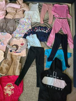 Clining out grils clothing