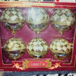 Grandeur Noel 6-Piece Glass Ball Ornaments (Gold & Clear Geometric Design)