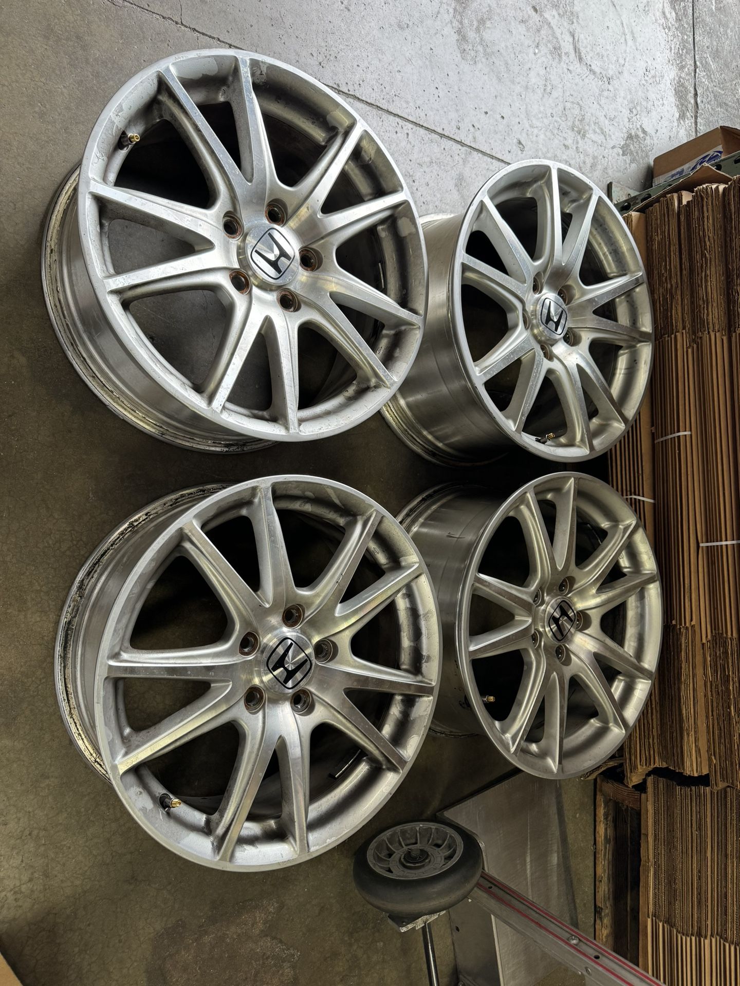 OEM Honda S2000 AP2 v1 Wheels 17” Staggered