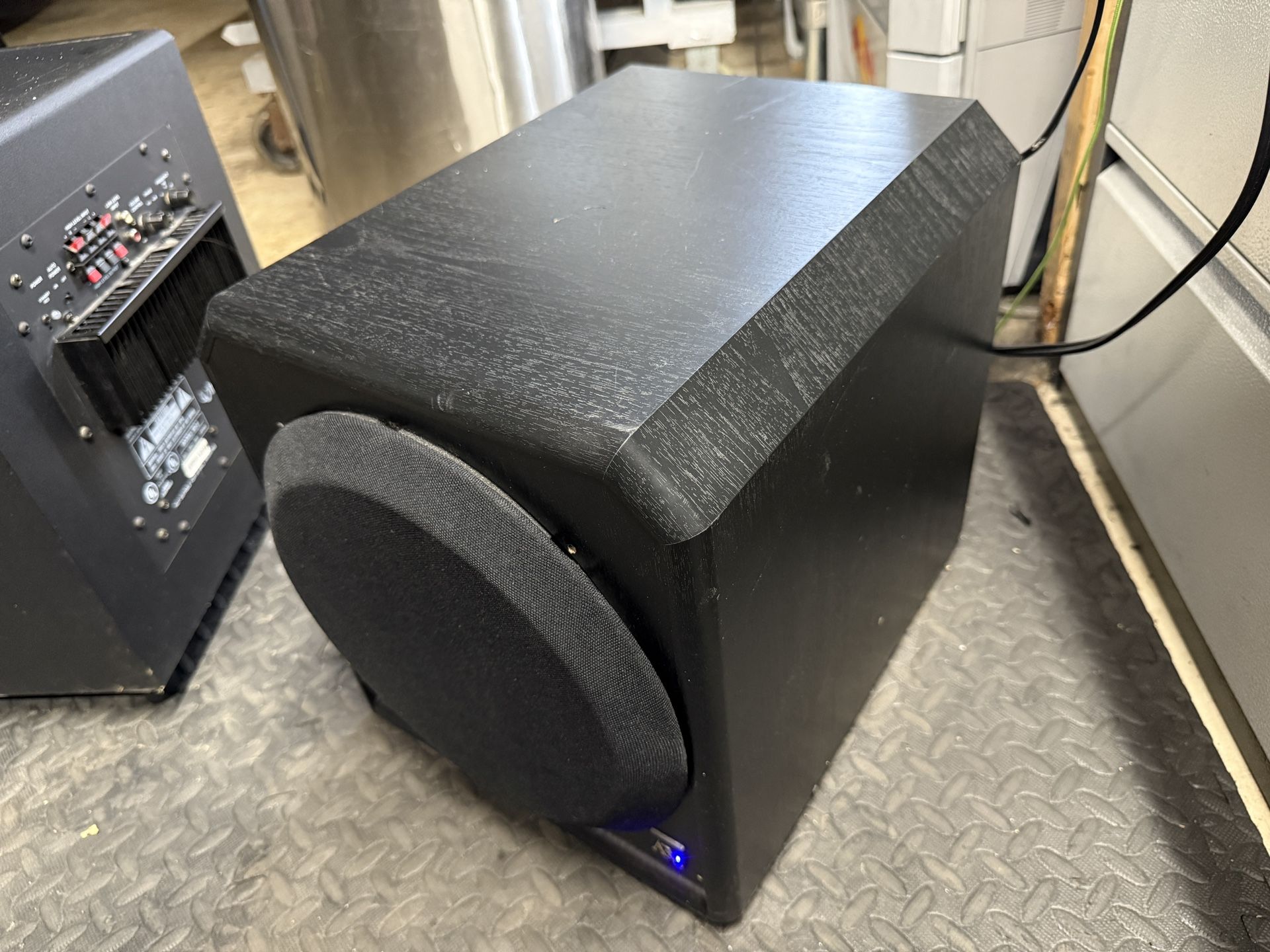 AR Subwoofer Model ARPR1010