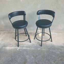 Bar Stools 
