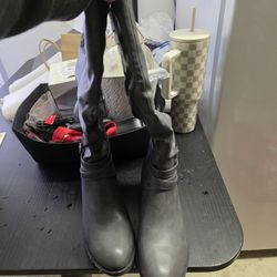 Cute Grey Boots - Size 8.5