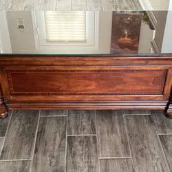 Thomasville Fredericksburg Coffee Table