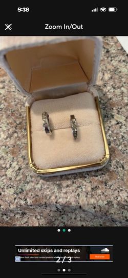 14k while gold and small diamonds earrings