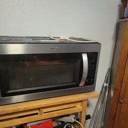 Large Whirlpool Microwave
