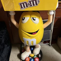 Yellow M&M store display